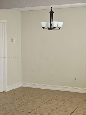 1368 Seaview, North Lauderdale, FL 33068