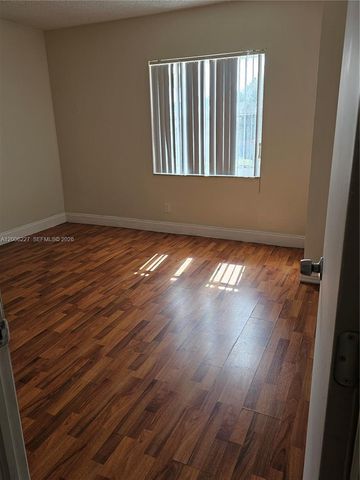 1368 Seaview, North Lauderdale, FL 33068