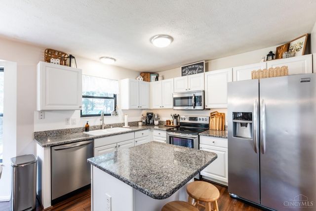 1348 Covedale Lane, Batavia Twp, OH 45102