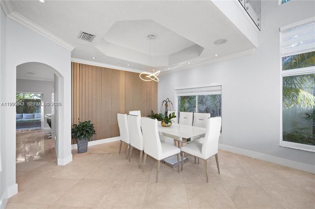 11243 NW 58th Ter 1, Doral, FL 33178