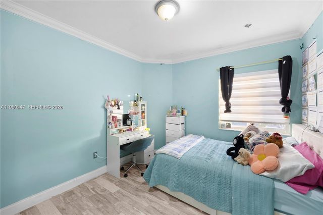 11243 NW 58th Ter 1, Doral, FL 33178