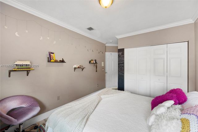 11243 NW 58th Ter 1, Doral, FL 33178