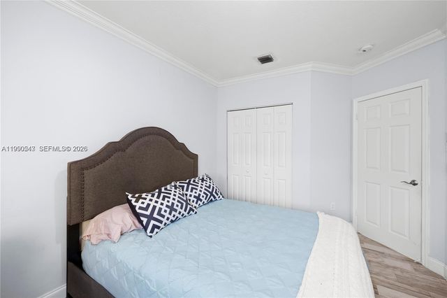 11243 NW 58th Ter 1, Doral, FL 33178