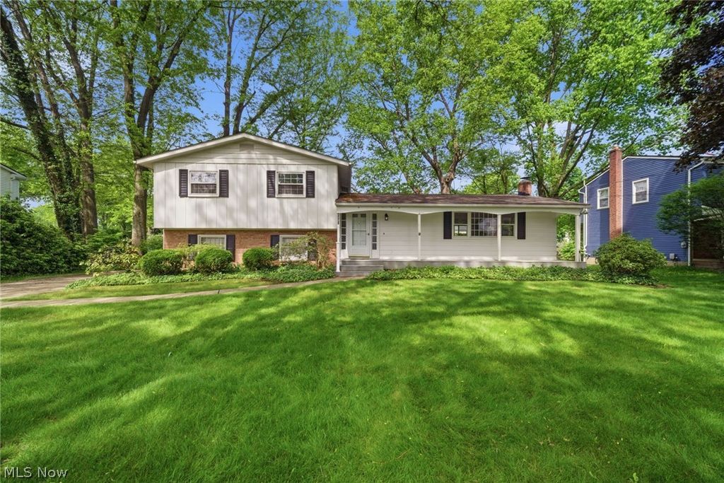 3331 Edington Road, Fairlawn, OH 44333