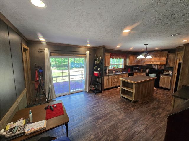 410 Massengale Road, Clarksville, AR 72830