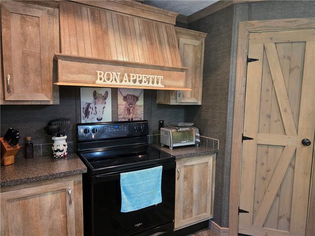 410 Massengale Road, Clarksville, AR 72830