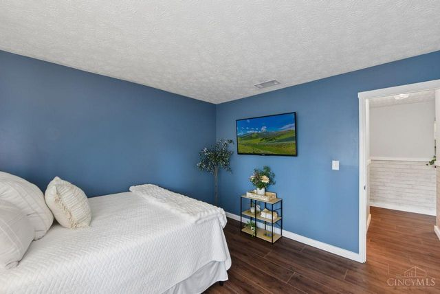 8919 Eagleview Drive, West Chester, OH 45069