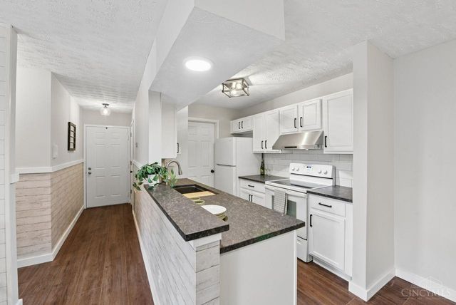 8919 Eagleview Drive, West Chester, OH 45069