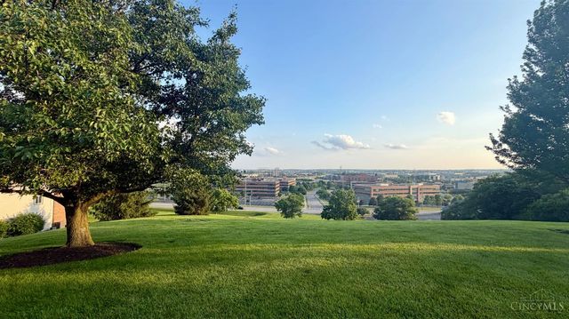 8919 Eagleview Drive, West Chester, OH 45069