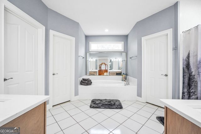 185 Red Maple Drive, Hampton, GA 30228