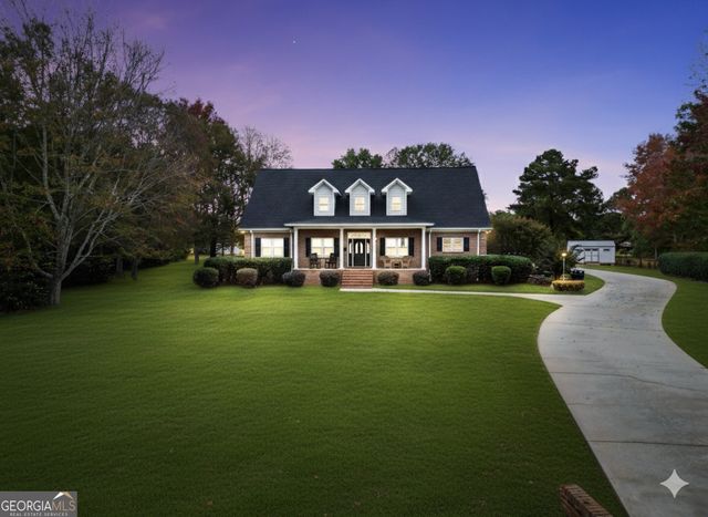 185 Red Maple Drive, Hampton, GA 30228