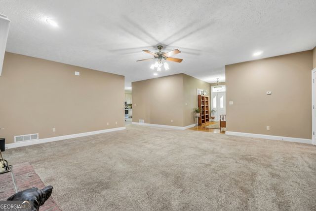 185 Red Maple Drive, Hampton, GA 30228