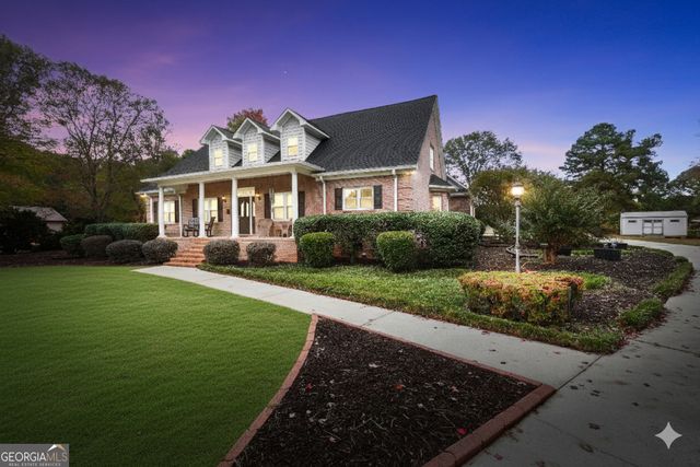 185 Red Maple Drive, Hampton, GA 30228