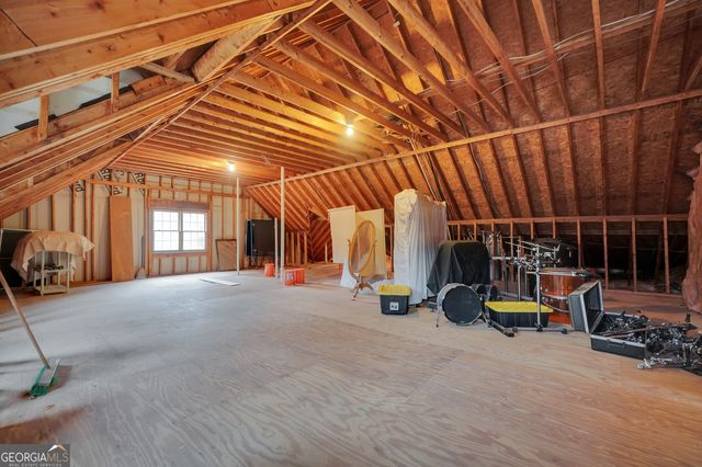 185 Red Maple Drive, Hampton, GA 30228