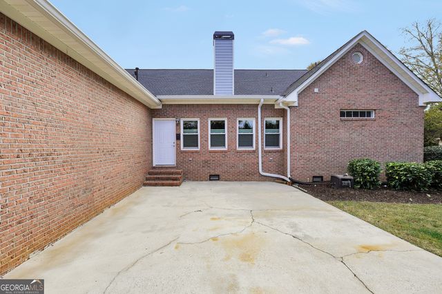 185 Red Maple Drive, Hampton, GA 30228