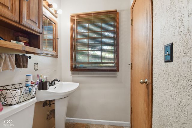 3614 Mac Arthur Lane, Indianapolis, IN 46224