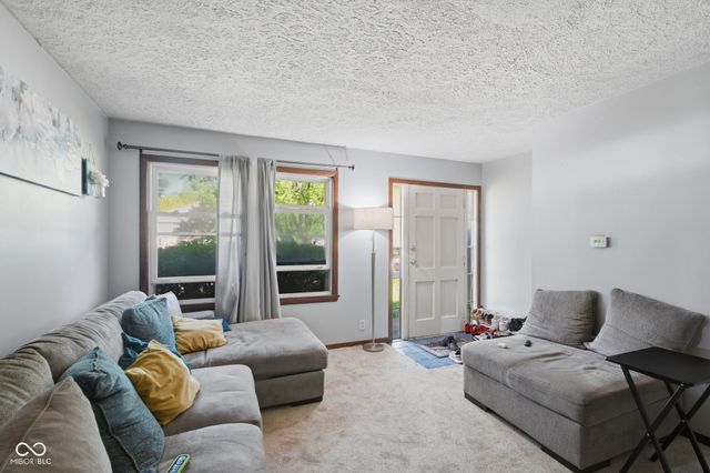 3614 Mac Arthur Lane, Indianapolis, IN 46224