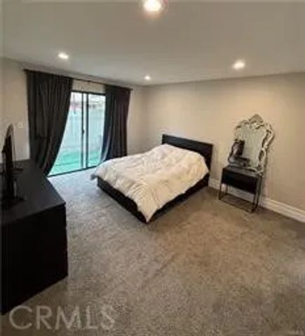 1000 Central 19, Riverside, CA 92507