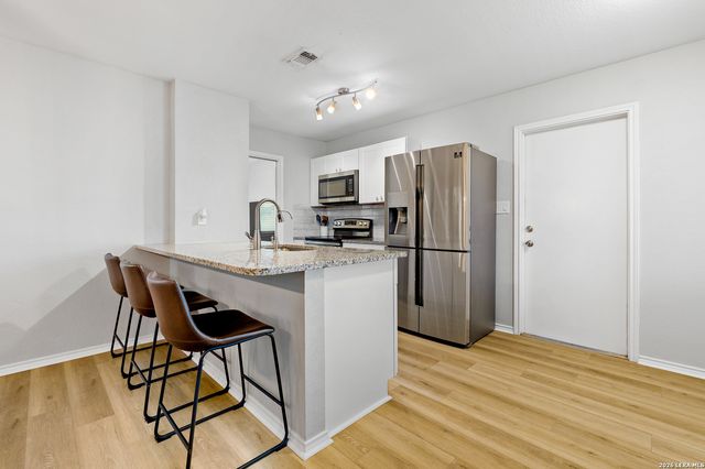 12902 Lone Shadow, Live Oak, TX 78233