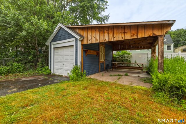 143 Benton Street, Manchester, CT 06040