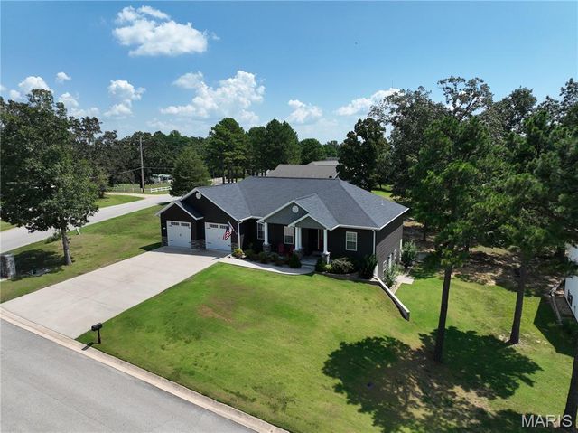 312 Christina Lane, Poplar Bluff, MO 63901