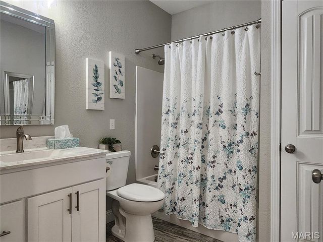 312 Christina Lane, Poplar Bluff, MO 63901