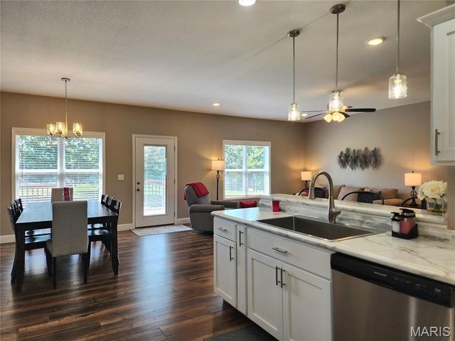 312 Christina Lane, Poplar Bluff, MO 63901