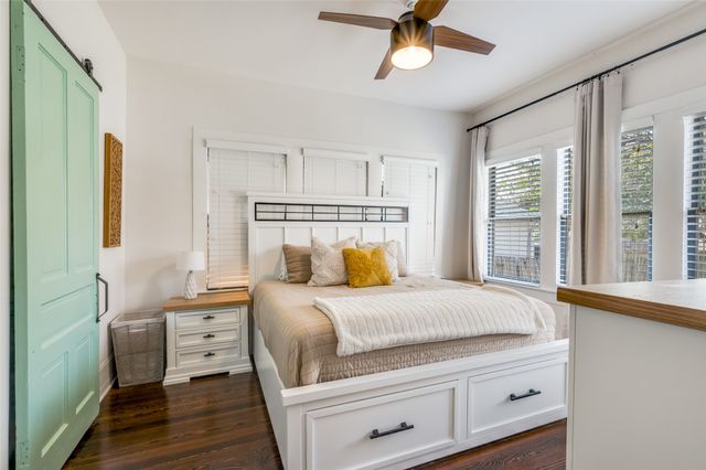 1800 S Adams Street, Fort Worth, TX 76110