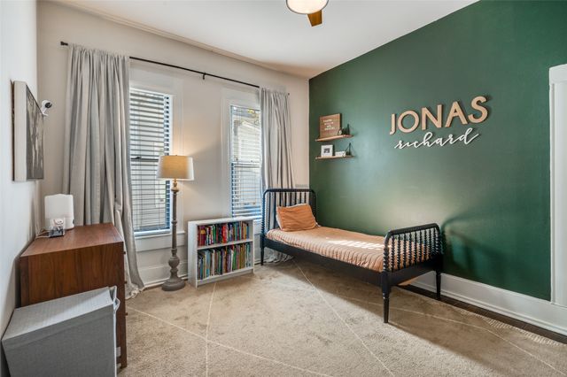 1800 S Adams Street, Fort Worth, TX 76110