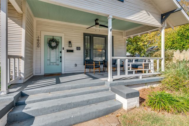 1800 S Adams Street, Fort Worth, TX 76110