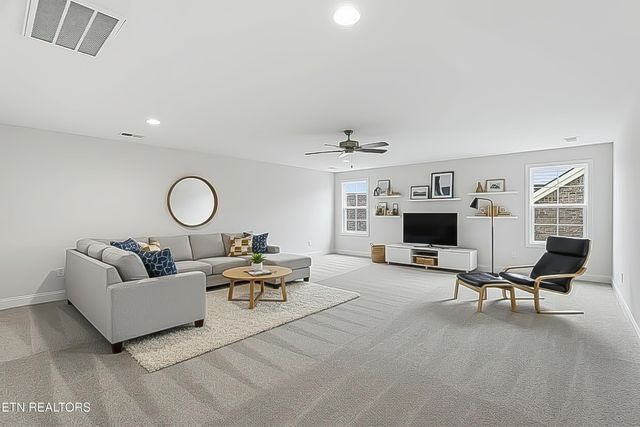 923 Sweatleaf, Knoxville, TN 37934