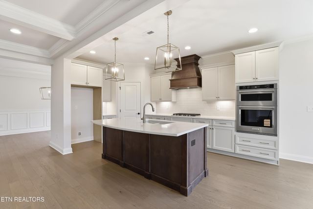 923 Sweatleaf, Knoxville, TN 37934