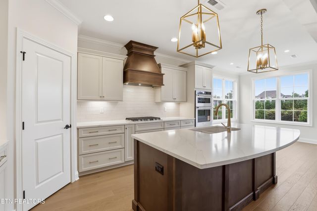 923 Sweatleaf, Knoxville, TN 37934