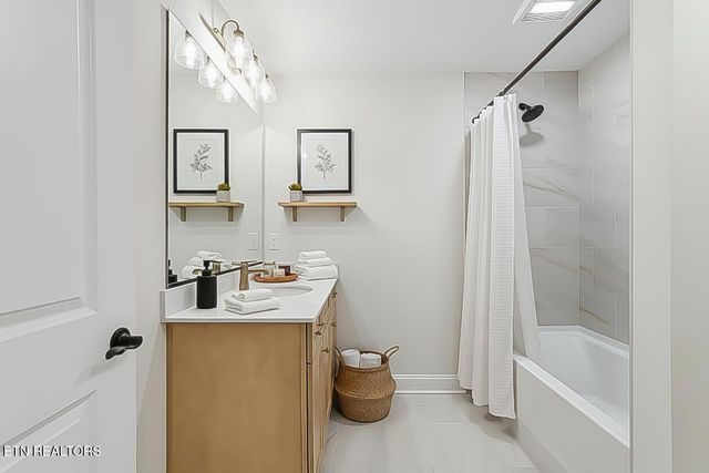 923 Sweatleaf, Knoxville, TN 37934