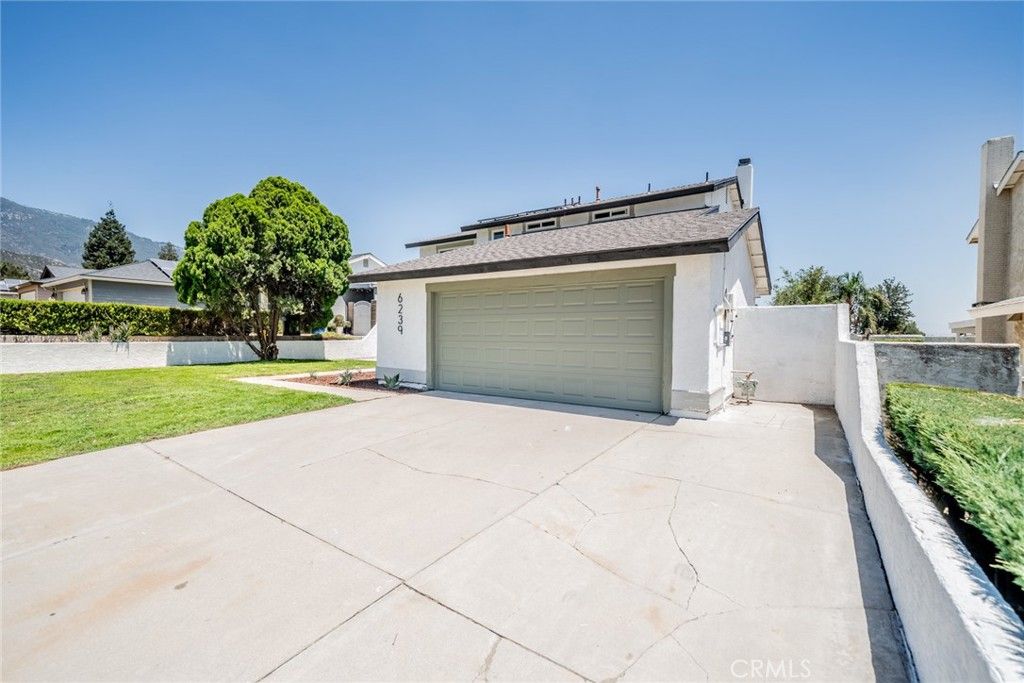 Image 3 of property listing at 6239 Woodpine Avenue, San Bernardino, CA 92407