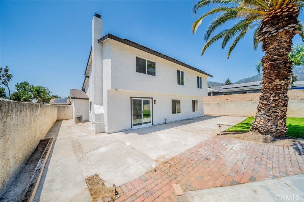 Image 40 of property listing at 6239 Woodpine Avenue, San Bernardino, CA 92407