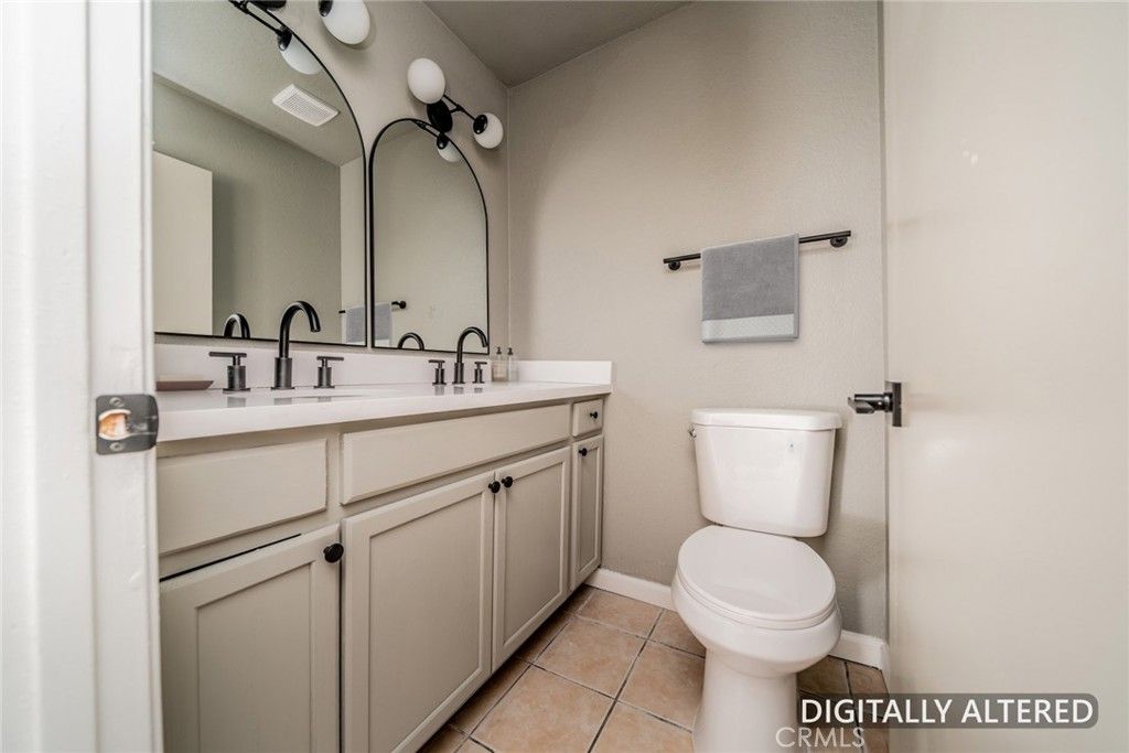 Image 9 of property listing at 6239 Woodpine Avenue, San Bernardino, CA 92407