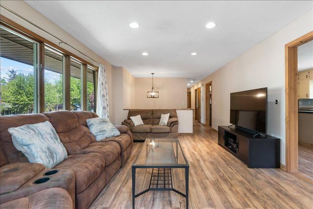 1614 12th Avenue SE, Saint Cloud, MN 56304