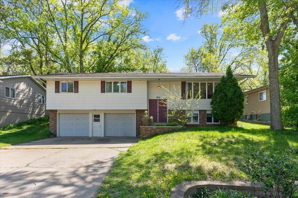 1614 12th Avenue SE, Saint Cloud, MN 56304