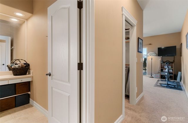 735 Castle Heights Drive, Wenatchee, WA 98801