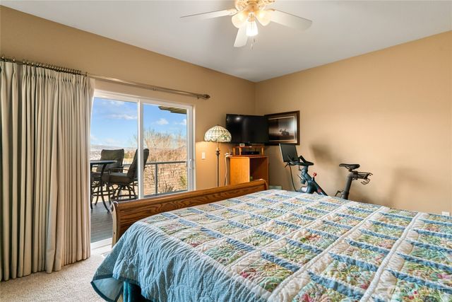 735 Castle Heights Drive, Wenatchee, WA 98801