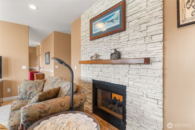 735 Castle Heights Drive, Wenatchee, WA 98801