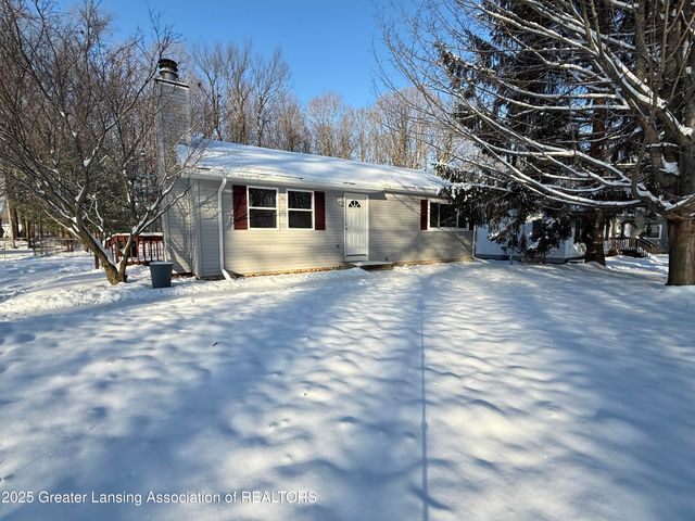 6820 Richard Road, Lansing, MI 48911