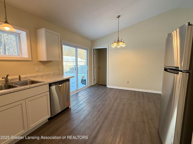 6820 Richard Road, Lansing, MI 48911