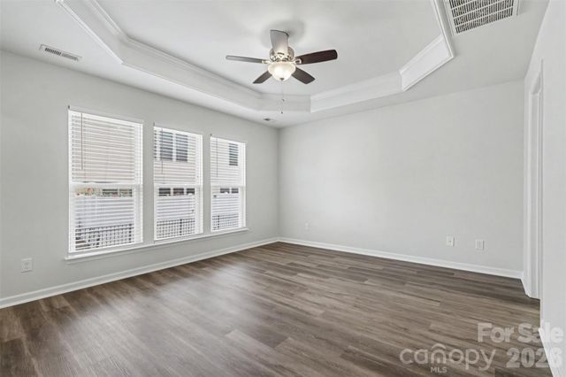 2447 Diplomat Lane, Charlotte, NC 28210