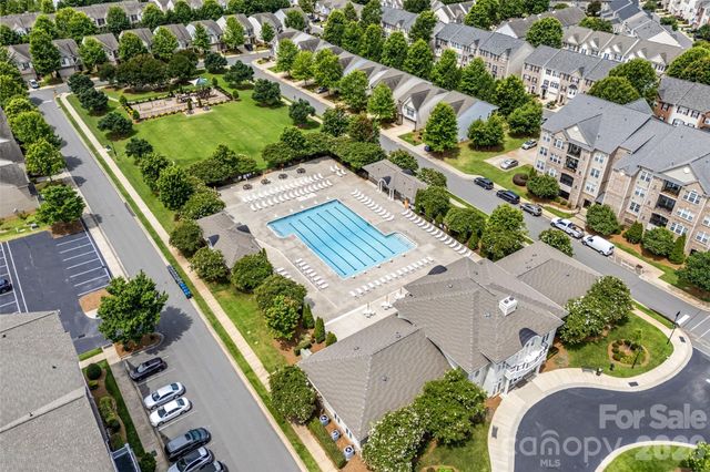 2447 Diplomat Lane, Charlotte, NC 28210