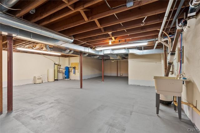 4270 Indianfield Road, Kirkland, NY 13323