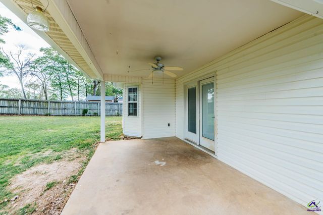 611 Sark Drive, Warner Robins, GA 31088