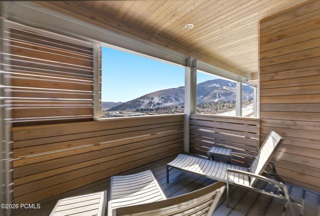 2752 W High Mountain Road 1901, Park City, UT 84098
