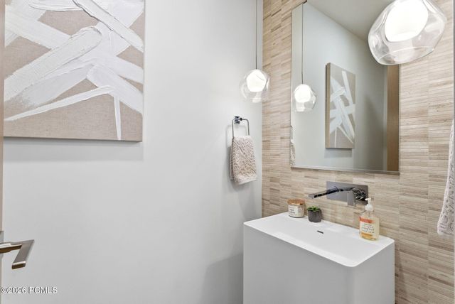 2752 W High Mountain Road 1901, Park City, UT 84098